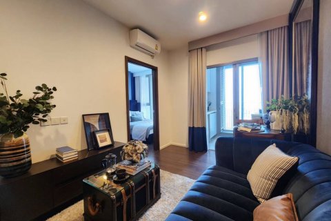 Condo in Bangkok, Thailand, 1 bedroom  № 105221 - photo 2