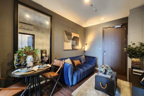 Condo in Bangkok, Thailand, 1 bedroom  № 105221 - photo 1