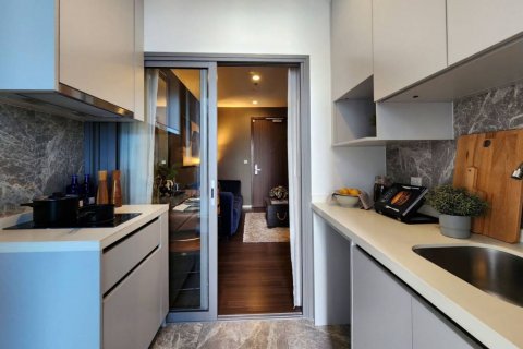 Condo in Bangkok, Thailand, 1 bedroom  № 105221 - photo 9