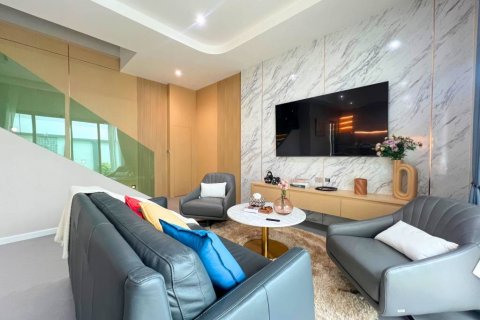 Вилла в Паттайе, Таиланд с 4 спальнями  № 125858 - фото 3