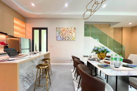 Вилла в Паттайе, Таиланд с 4 спальнями  № 125858 - фото 5