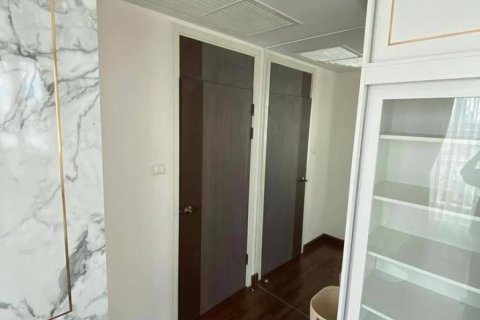 Кондоминиум с 2 спальнями в Бангкоке, Таиланд № 125862 - фото 9