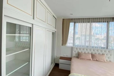 Кондоминиум с 2 спальнями в Бангкоке, Таиланд № 125862 - фото 8