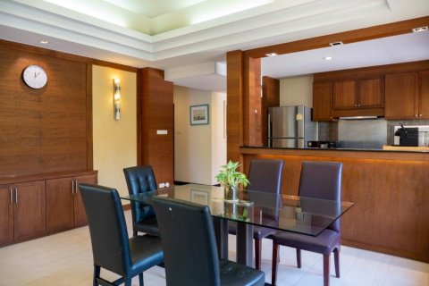 Villa in Rawai, Thailand 3 bedrooms № 108077 - photo 13