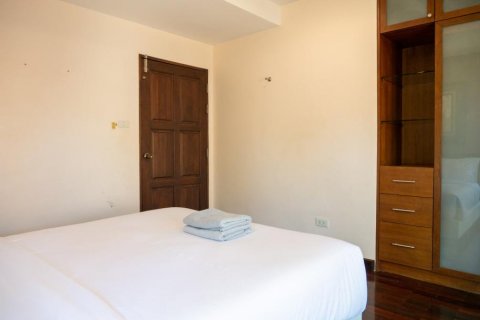 Villa in Rawai, Thailand 3 bedrooms № 108077 - photo 20