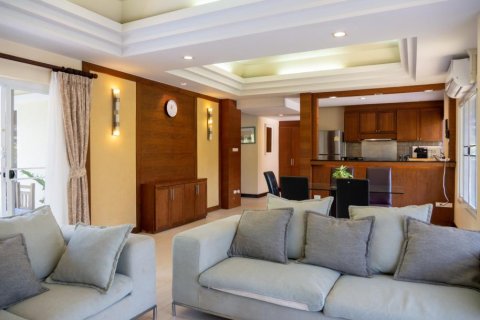 Villa in Rawai, Thailand 3 bedrooms № 108077 - photo 7