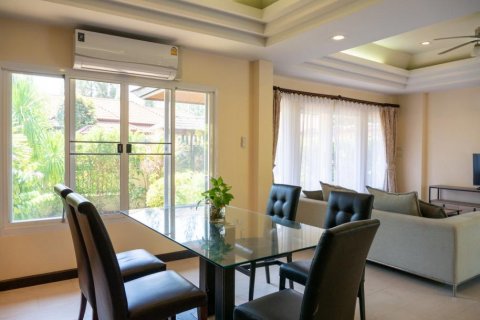 Villa in Rawai, Thailand 3 bedrooms № 108077 - photo 12