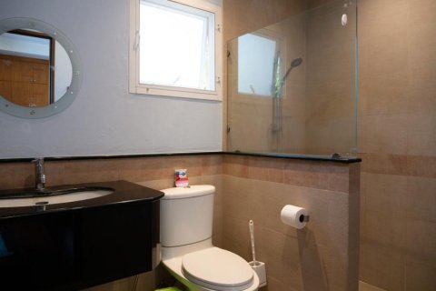 Villa in Rawai, Thailand 3 bedrooms № 108077 - photo 28