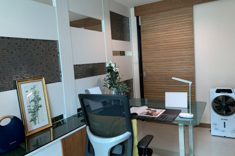 Кондоминиум с 2 спальнями в Бангкоке, Таиланд № 143146 - фото 8