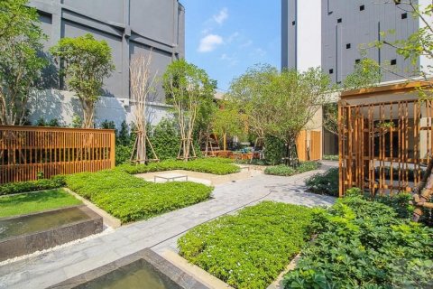 Condo in Bangkok, Thailand, 2 bedrooms  № 143148 - photo 13