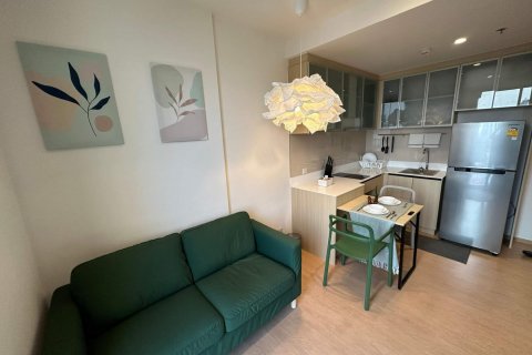 Condo in Bangkok, Thailand, 2 bedrooms  № 143148 - photo 4