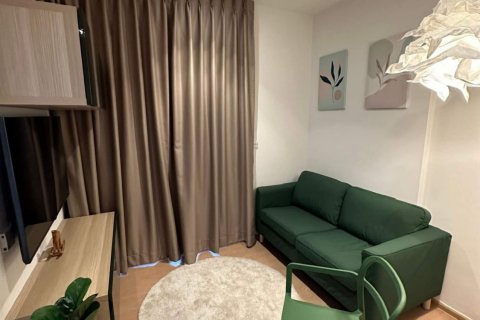 Condo in Bangkok, Thailand, 2 bedrooms  № 143148 - photo 2