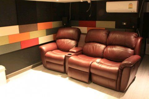 Condo in Bangkok, Thailand, 4 bedrooms  № 143145 - photo 13