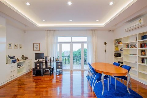 Дом в Хуа Хине, Таиланд с 5 спальнями  № 125266 - фото 8