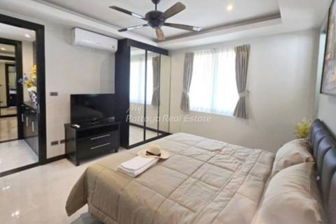House in Bang Lamung, Thailand 4 bedrooms № 123507 - photo 8