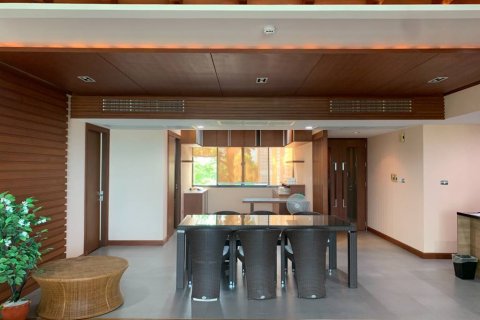 Кондоминиум с 3 спальнями в Ча-аме, Таиланд № 101967 - фото 4