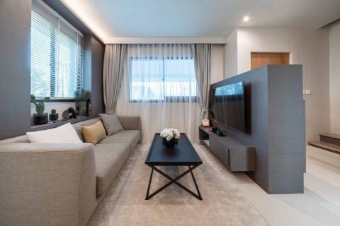 Таунхаус в Лат Пхрау, Бангкок, Таиланд с 3 спальнями № 101963 - фото 3