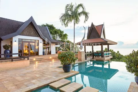 Maison à Kata, Thaïlande 5 chambres № 131314 - photo 1