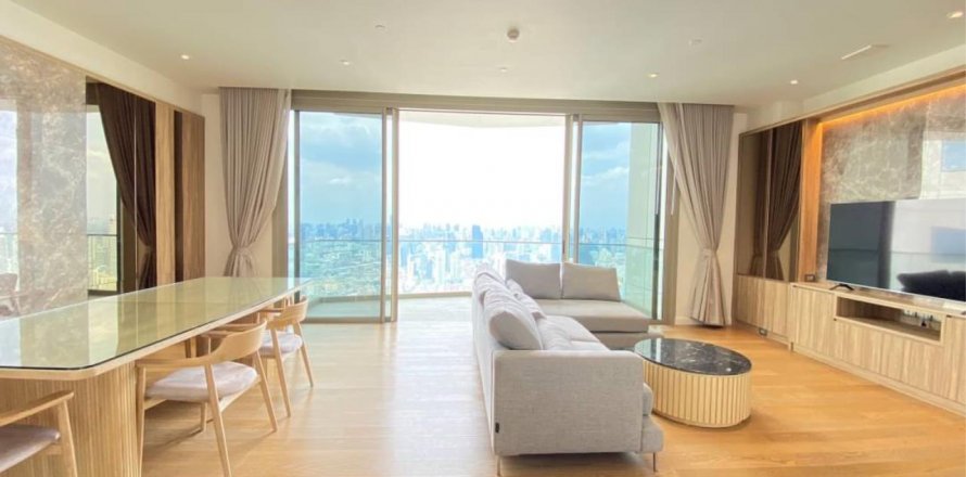 Condo in Khlong San, Bangkok, Thailand, 4 bedrooms  № 123669