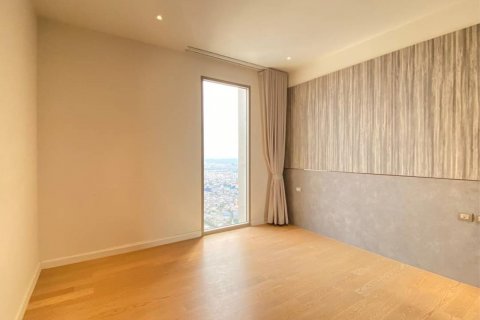 Condo in Khlong San, Bangkok, Thailand, 4 bedrooms  № 123669 - photo 9