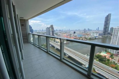 Condo à Khlong San, Bangkok, Thaïlande, 3 chambres № 123664 - photo 13