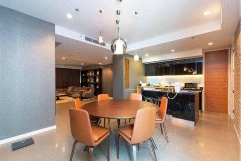 Condo à Khlong San, Bangkok, Thaïlande, 3 chambres № 123664 - photo 3