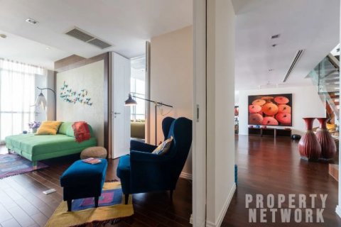 Condo in Khlong San, Bangkok, Thailand, 4 bedrooms  № 123665 - photo 5