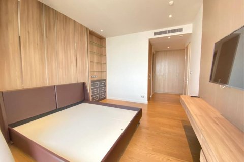 Condo in Khlong San, Bangkok, Thailand, 3 bedrooms № 123667 - photo 12