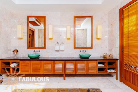 Вилла в Пхукете, Таиланд с 5 спальнями  № 124280 - фото 14