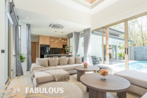 Villa in Chalong, Thailand 3 bedrooms № 124277 - photo 19