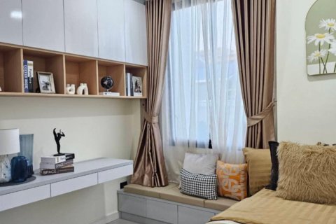 Maison à Bang Lamung, Thaïlande 4 chambres № 130494 - photo 15