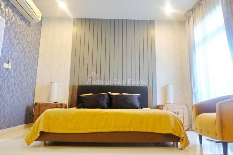 House in Bang Lamung, Thailand 3 bedrooms № 123486 - photo 17