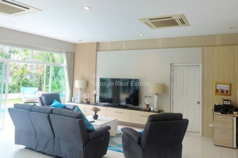 House in Bang Lamung, Thailand 3 bedrooms № 123486 - photo 10