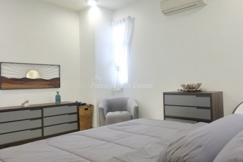 House in Bang Lamung, Thailand 3 bedrooms № 123486 - photo 14