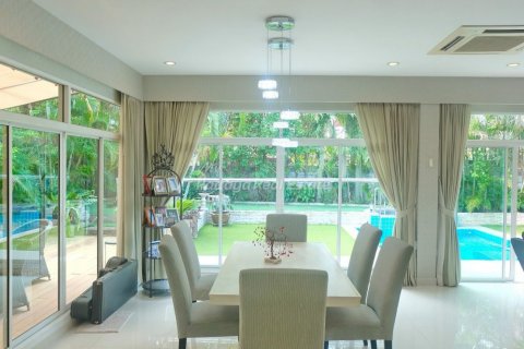 House in Bang Lamung, Thailand 3 bedrooms № 123486 - photo 4