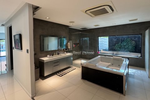 Maison à Pattaya, Thaïlande 6 chambres № 123488 - photo 11