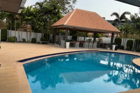 Maison à Pattaya, Thaïlande 6 chambres № 123488 - photo 1