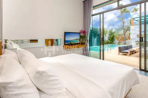 House in Kamala, Thailand 3 bedrooms № 131090 - photo 6