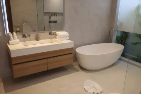 House in Bang Tao, Thailand 3 bedrooms № 120893 - photo 11