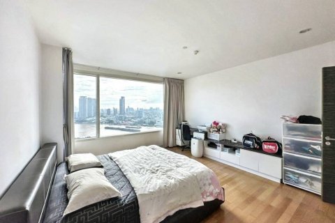 Condo in Bangkok, Thailand, 3 bedrooms  № 132856 - photo 5