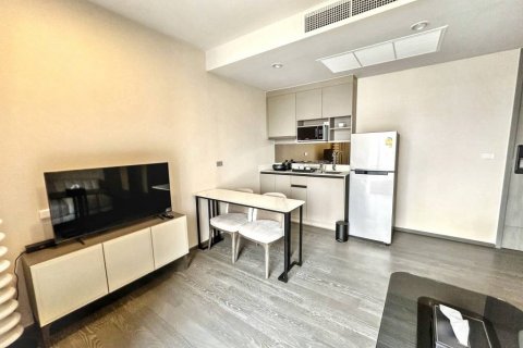 Кондоминиум с 1 спальней в Клонг Тоэй, Бангкок, Таиланд № 132859 - фото 5