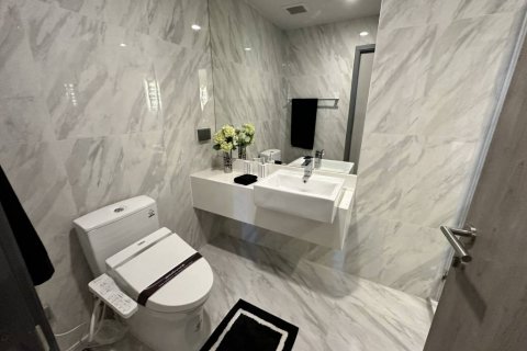 Кондоминиум с 1 спальней в Клонг Тоэй, Бангкок, Таиланд № 132860 - фото 6