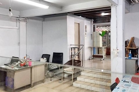 Коммерческая недвижимость в Бангкоке, Таиланд 840м2  № 86539 - фото 3