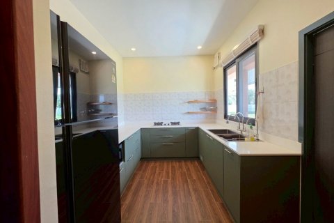 Дом в Паттайе, Таиланд с 4 спальнями  № 130500 - фото 15