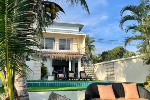 Villa à Surat Thani, Thaïlande 4 chambres № 104259 - photo 1