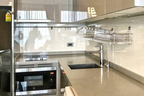 Condo in Bangkok, Thailand, 1 bedroom  № 126667 - photo 3