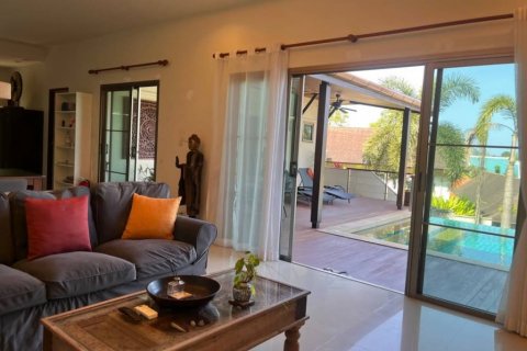 Вилла в Раваи, Таиланд с 3 спальнями  № 132507 - фото 3