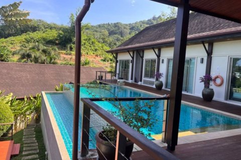 Вилла в Раваи, Таиланд с 3 спальнями  № 132507 - фото 2