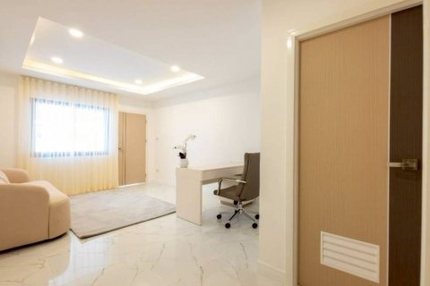 Villa à Pattaya, Thaïlande 5 chambres № 132504 - photo 7