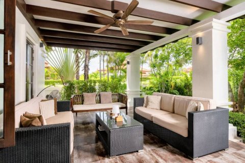 Вилла в Хуа Хине, Таиланд с 5 спальнями  № 85566 - фото 4